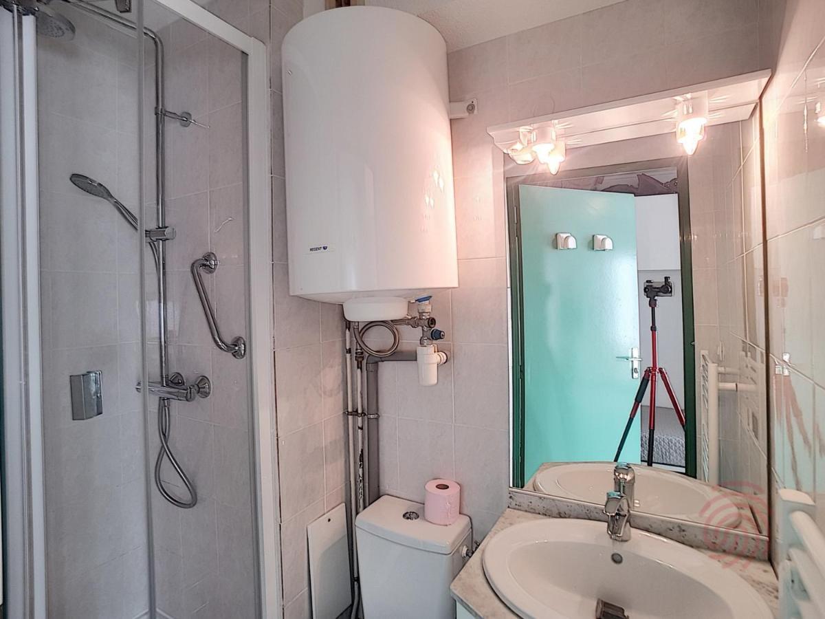 Studio Renove Avec Balcon, Animaux Acceptes, Wifi, A 650M Des Thermes - Fr-1-451-92 Lamalou-les-Bains Luaran gambar