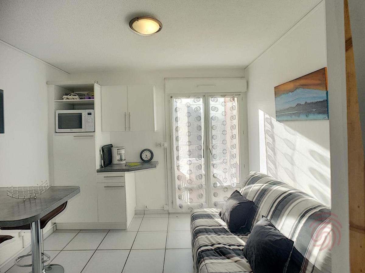 Studio Renove Avec Balcon, Animaux Acceptes, Wifi, A 650M Des Thermes - Fr-1-451-92 Lamalou-les-Bains Luaran gambar