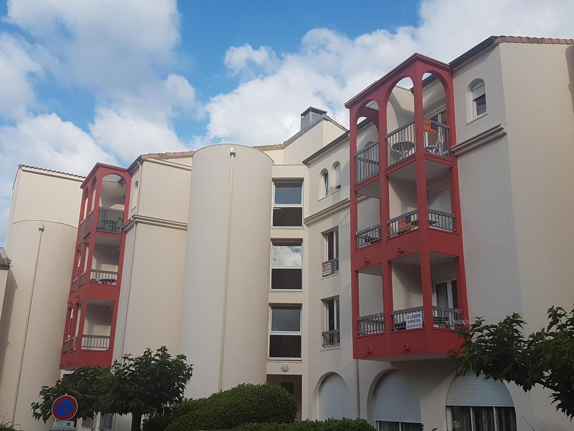 Studio Renove Avec Balcon, Animaux Acceptes, Wifi, A 650M Des Thermes - Fr-1-451-92 Lamalou-les-Bains Luaran gambar