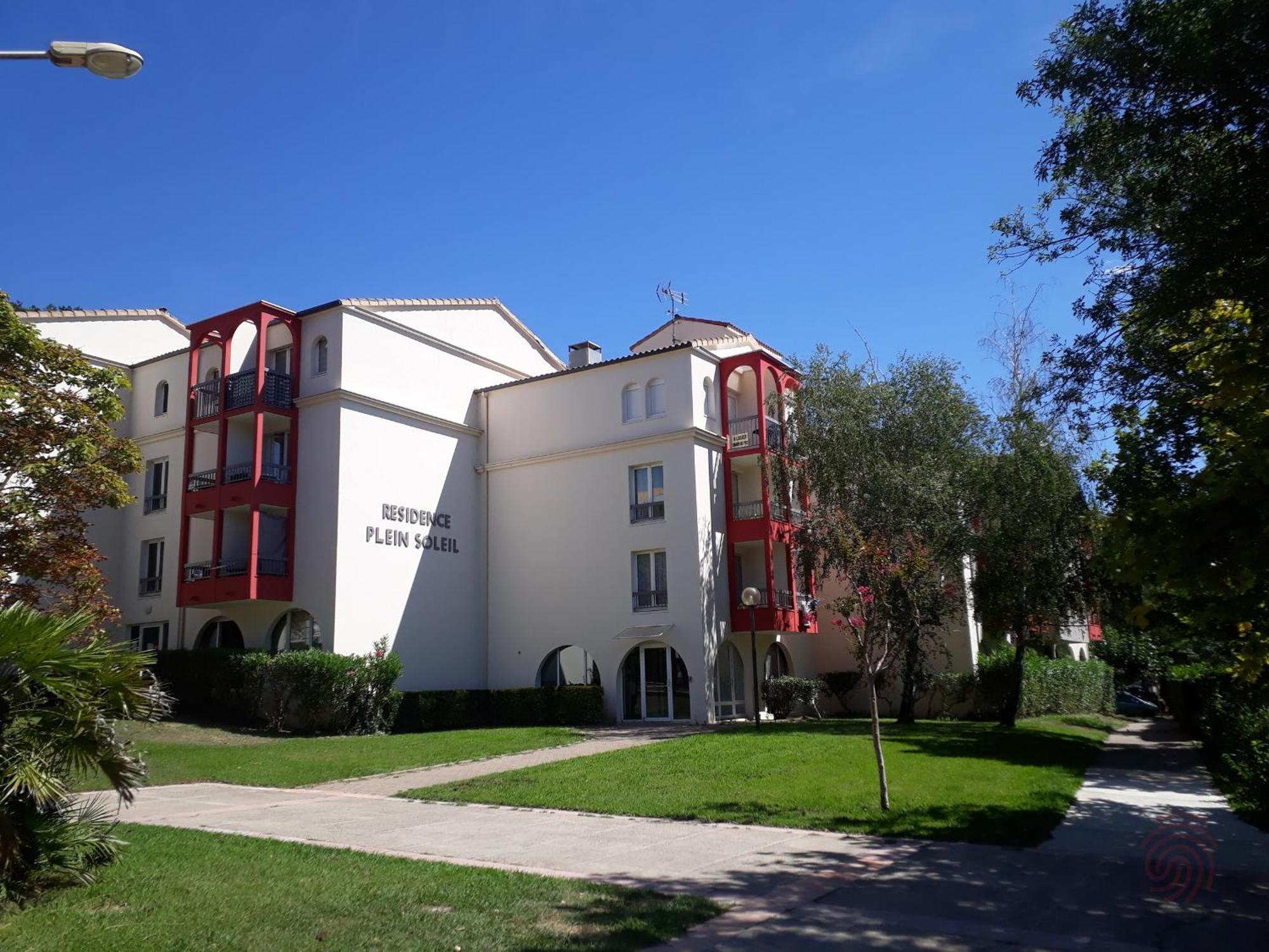 Studio Renove Avec Balcon, Animaux Acceptes, Wifi, A 650M Des Thermes - Fr-1-451-92 Lamalou-les-Bains Luaran gambar